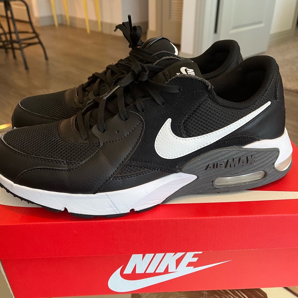 MENS NIKE AIR MAX EXCEE